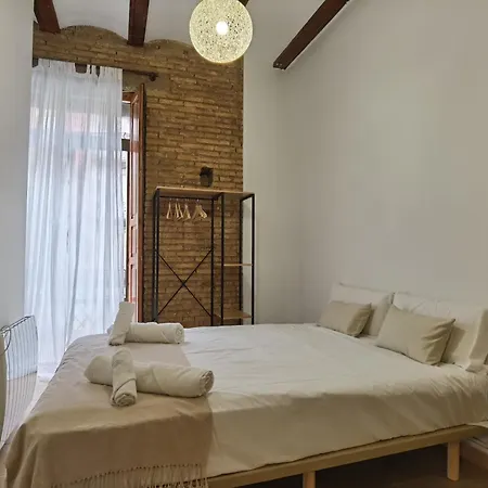 Apartment Enjoy 4 Pax At Ruzafa With Sunny Terrace